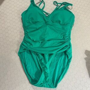 La Blanca Green One-Piece Swimsuit